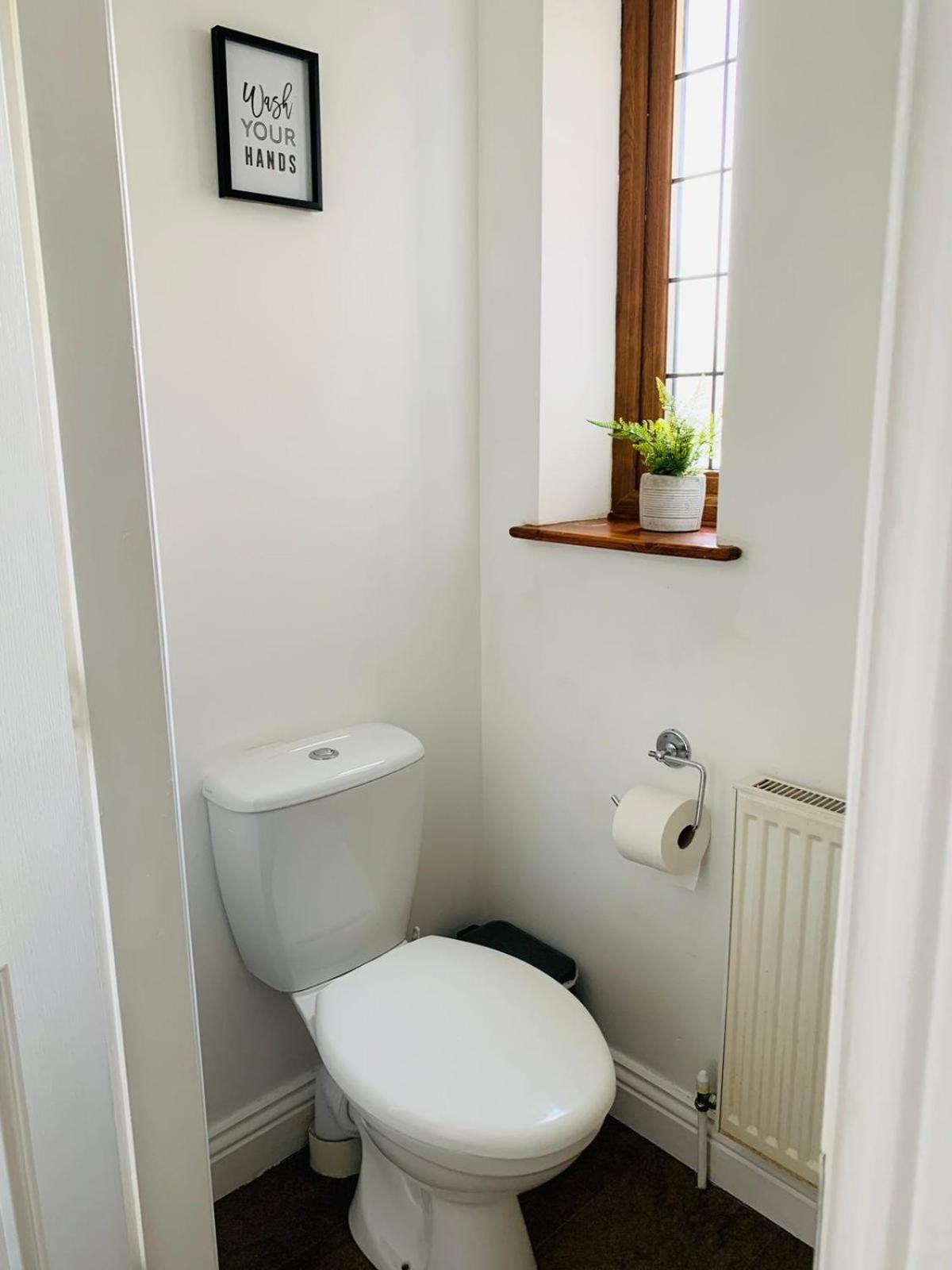 3Br House Ossett-Wakefield, Free Parking 3 Cars Wi Fi Long Stays Экстерьер фото
